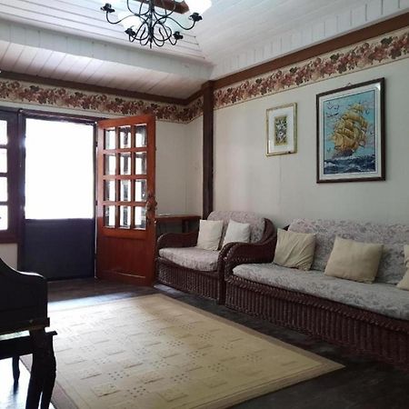 Urbanview Bnky Bed And Breakfast Palawan By Reddoorz Эль-Нидо Экстерьер фото