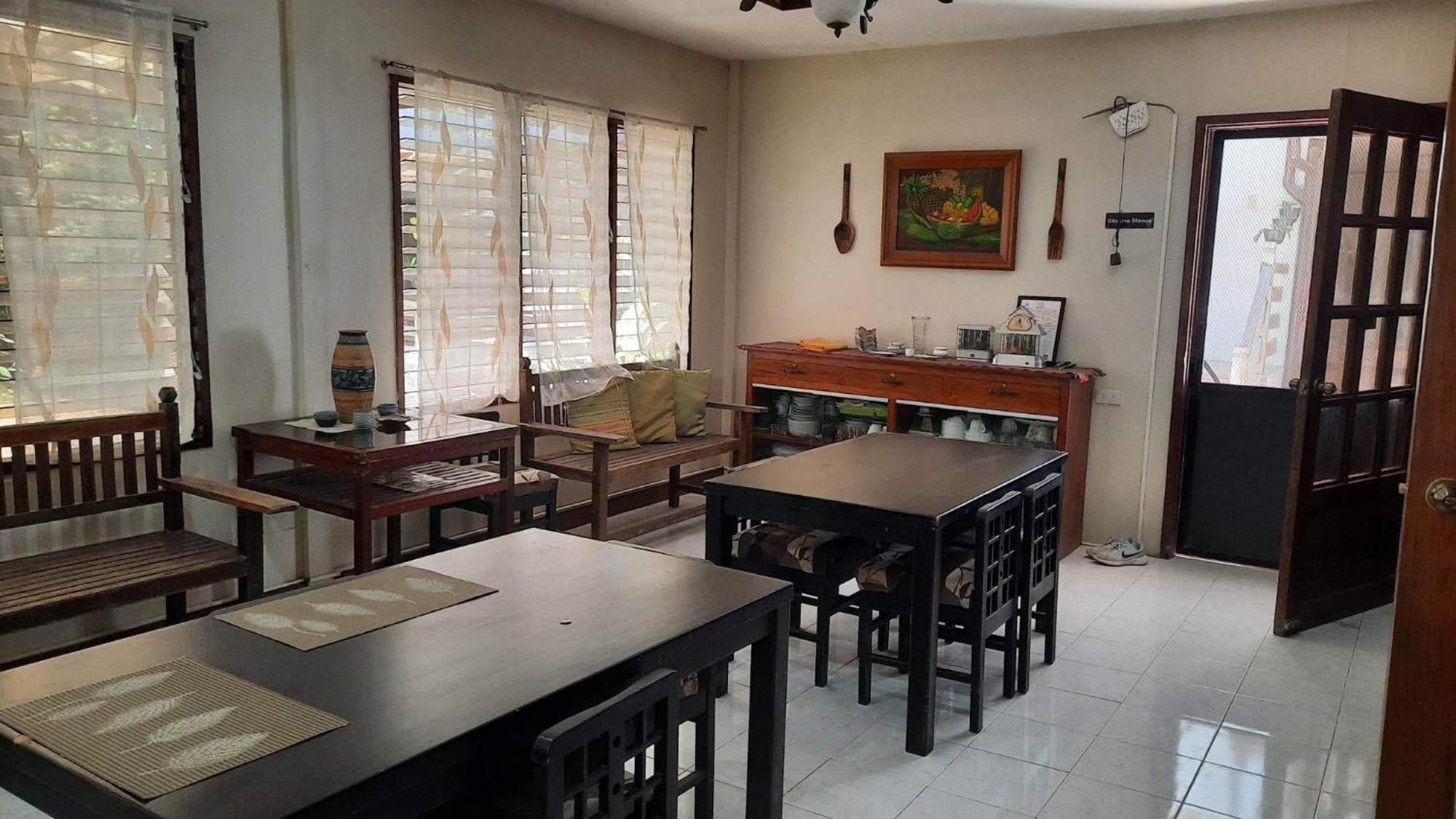 Urbanview Bnky Bed And Breakfast Palawan By Reddoorz Эль-Нидо Экстерьер фото